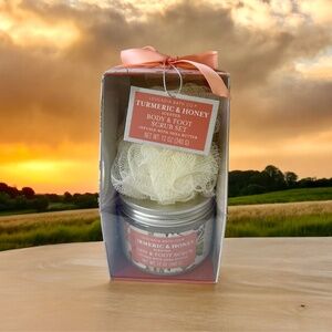 Leucadia Bath Co Turmeric & Honey Body & Foot Scrub 2 PC Bath Gift 12 Oz